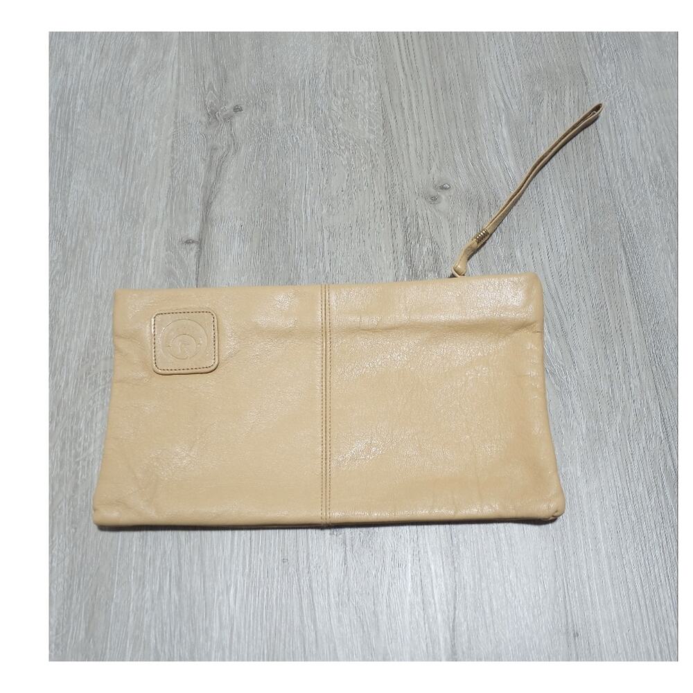 Sereta Tan Soft Leather Clutch Wallet Elevated Quiet Luxury